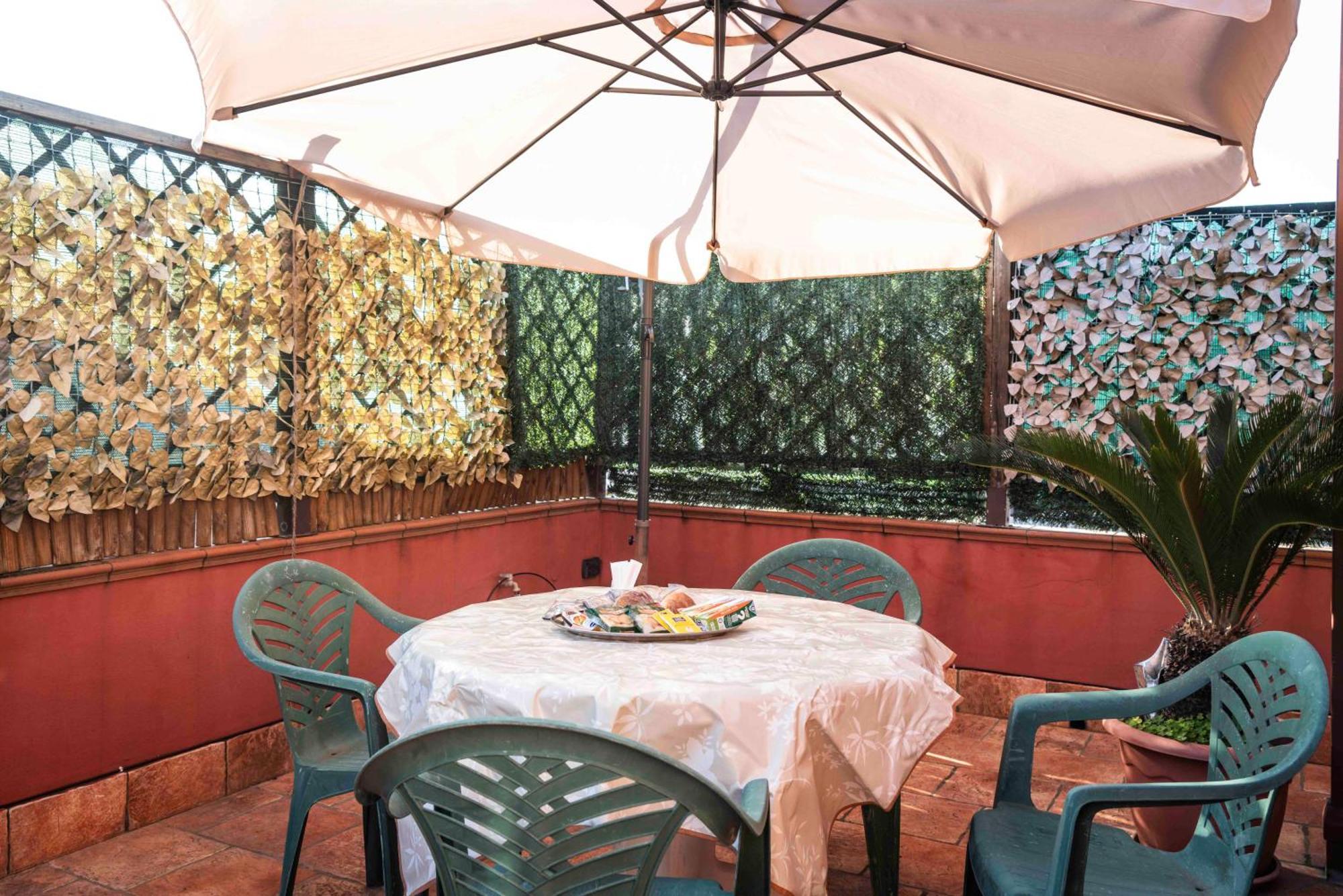 B&B Benny San Marco Evangelista Exterior photo